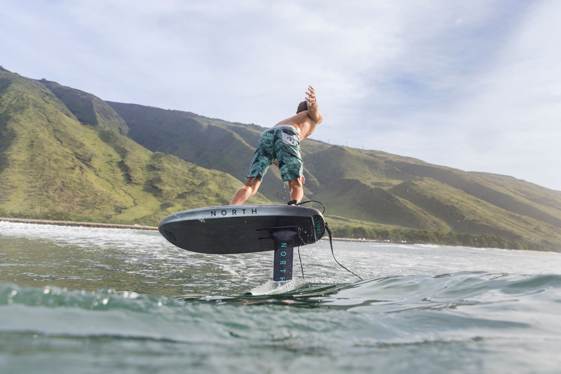 North Surf SF930 Marketing Image 2
