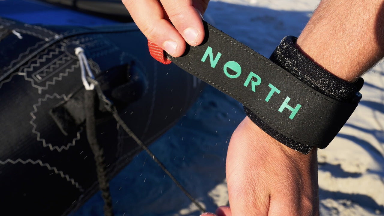 Nova Wing - Double-Swivel Wrist Leash technology