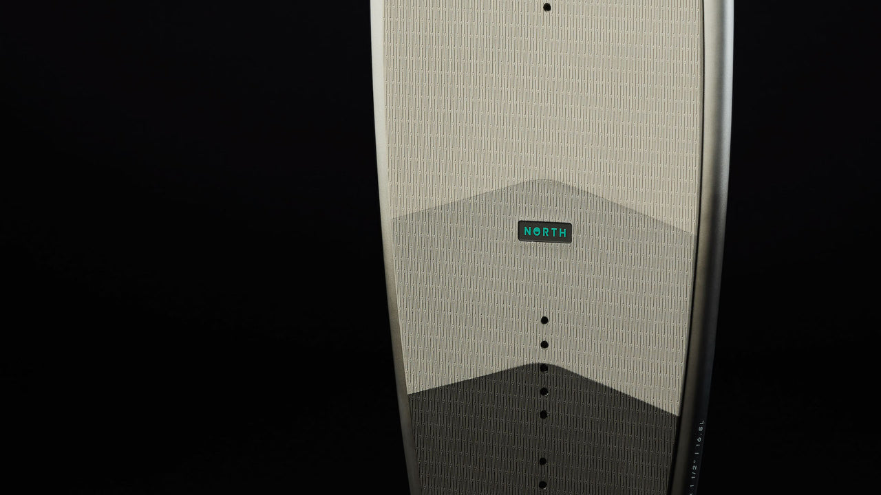 New low-abrasion max-traction deckpad image