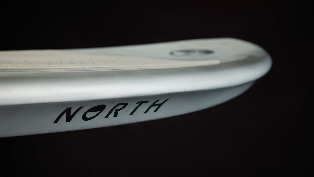 Swell Foil Board - Easy to grab bevelled rails technology