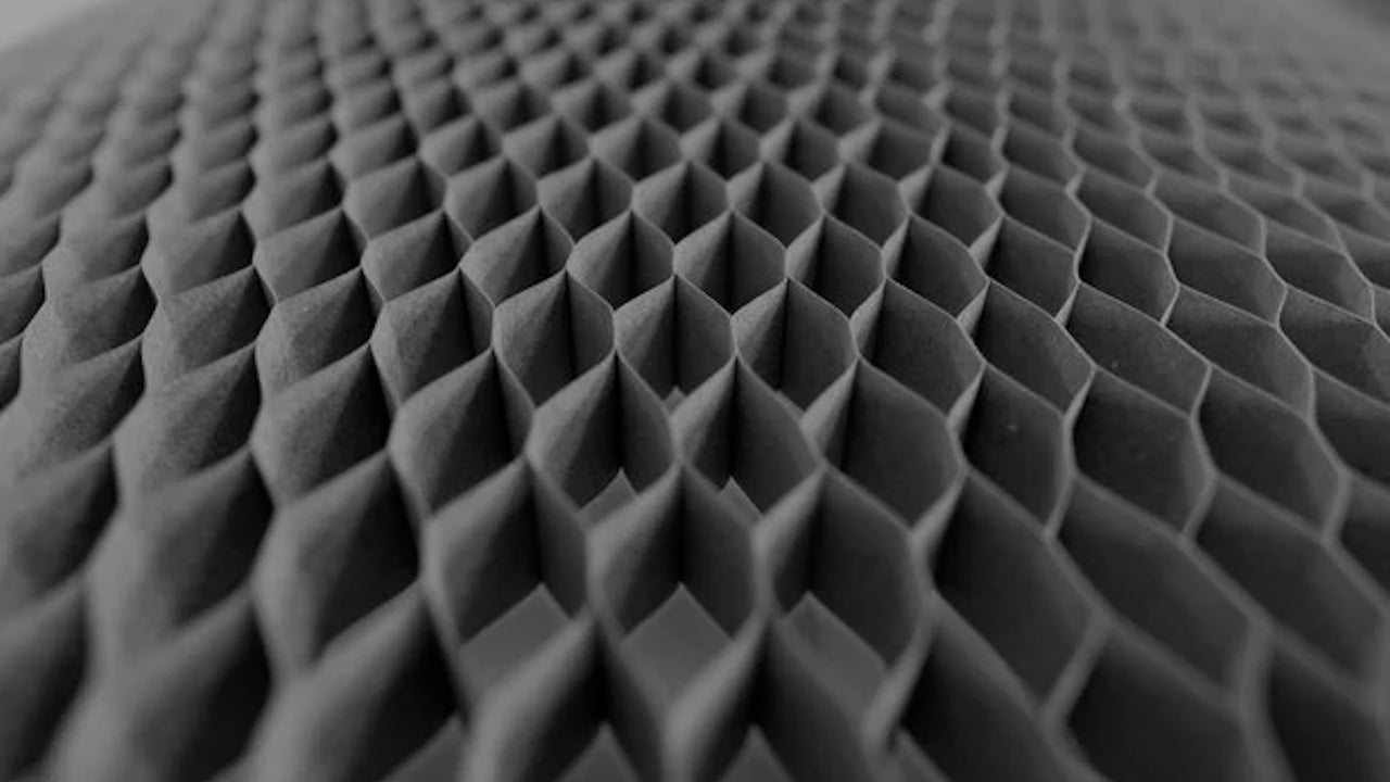 Honeycomb mesh packaging image