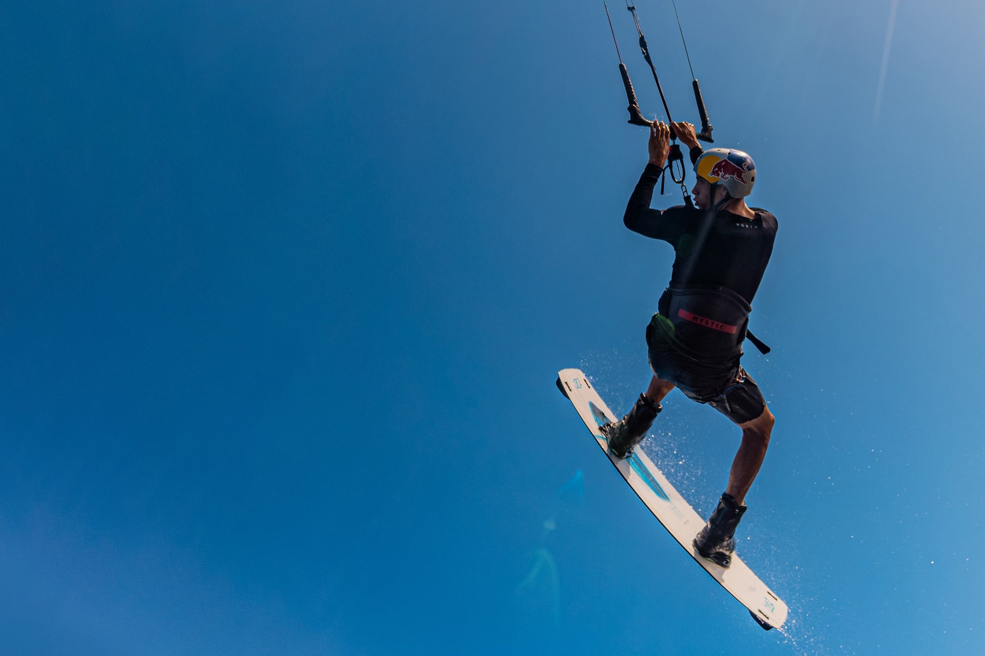 North Standard Freestyle Loop (with finger) Marketing Image 1