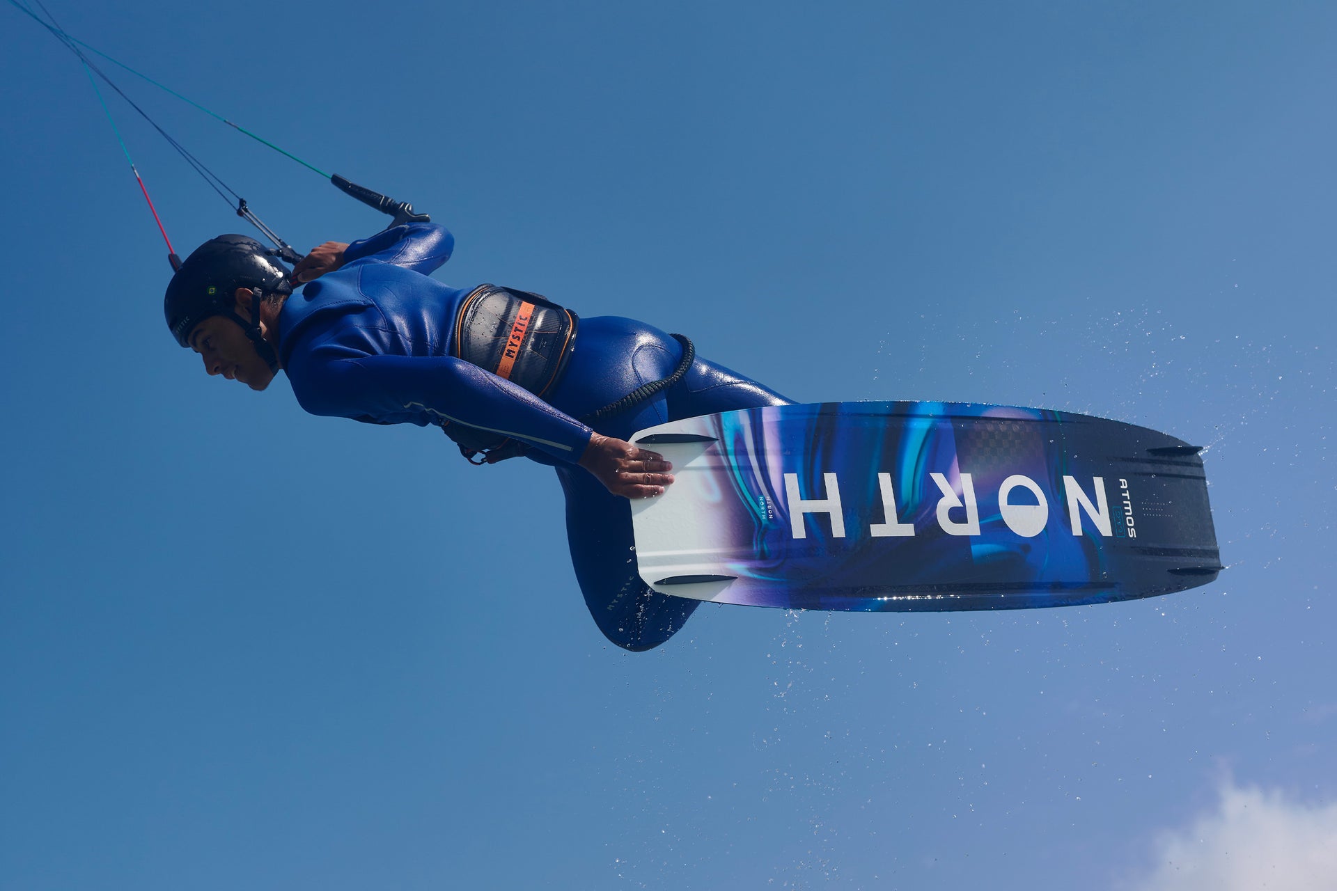 North Atmos Pro Carbon Marketing Image 4