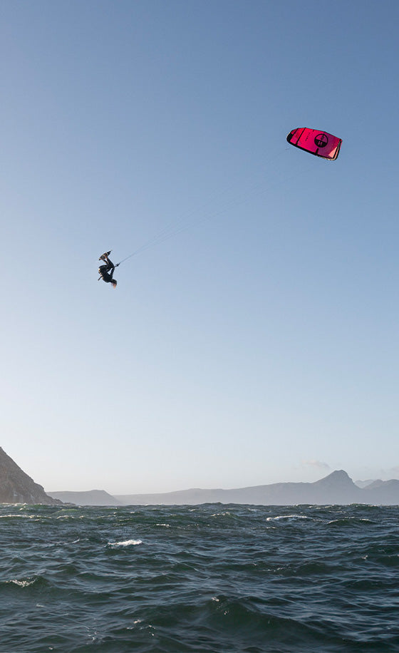 Beginner Kitesurfing Guide | Learn Kitesurfing Step by Step