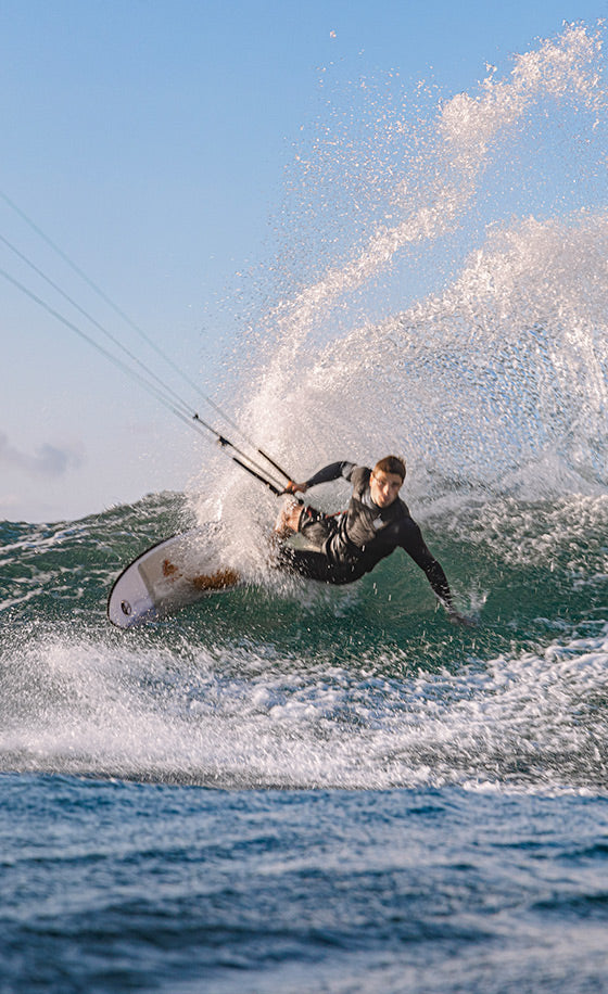 The Complete Guide to Kitesurfing for Beginners