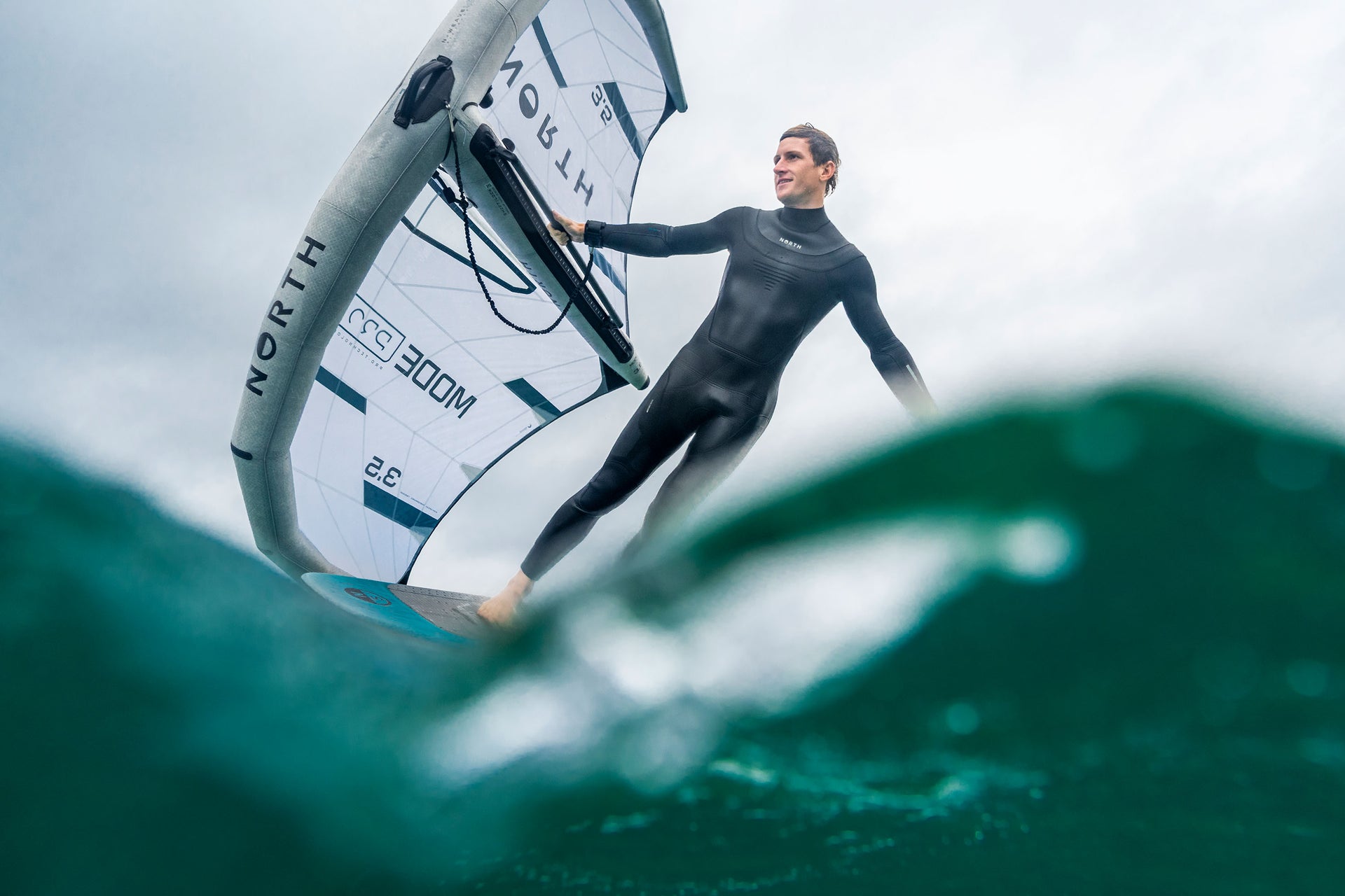 North North Foil Fullsuit 4/3 U-zip Marketing Image 1
